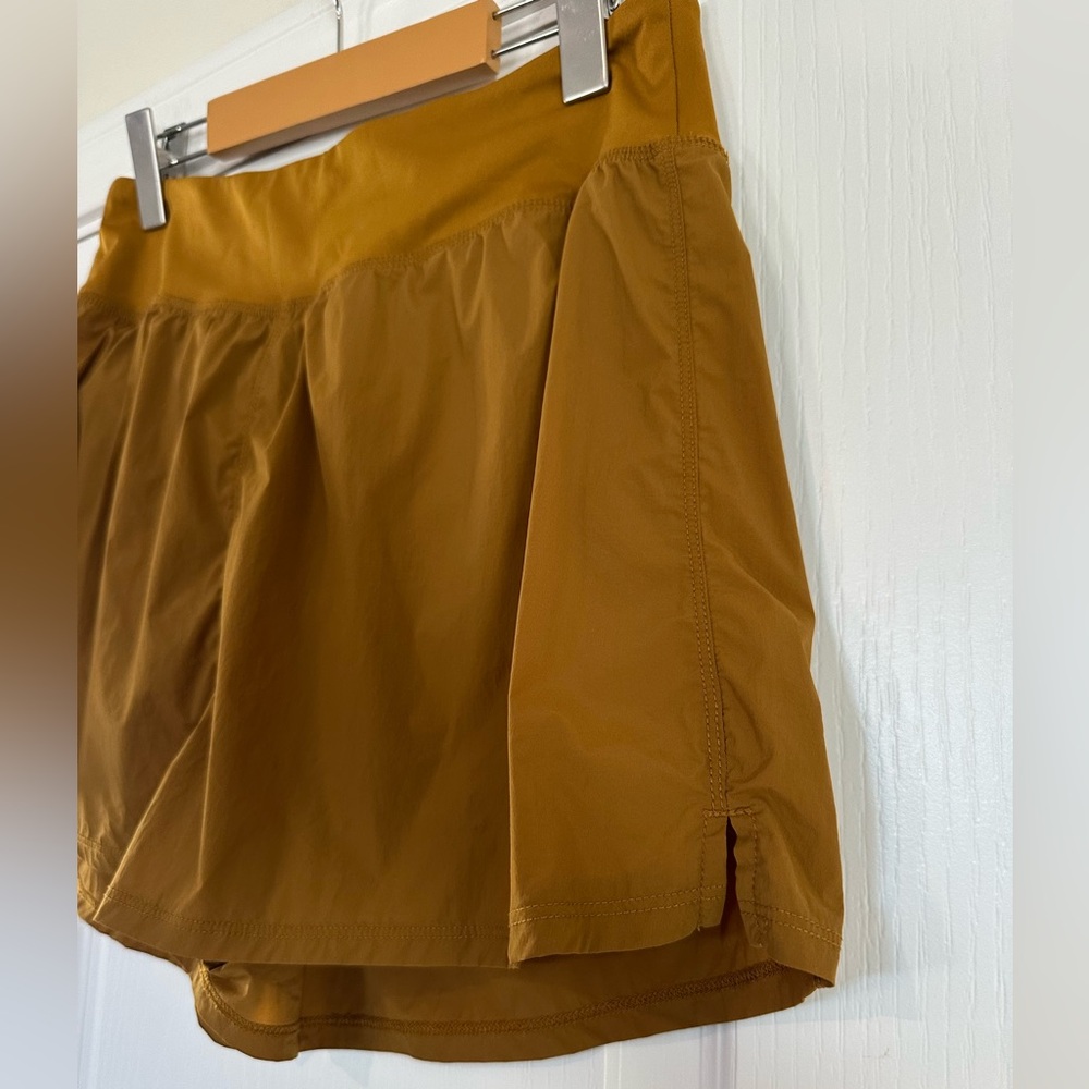 Madewell Running Shorts - Picture 4 of 9